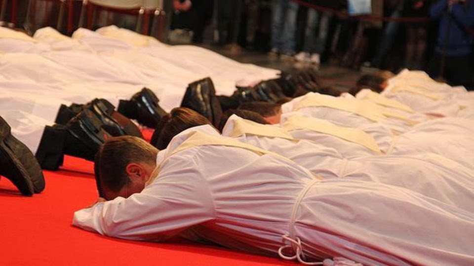 preghiamo per i sacerdoti