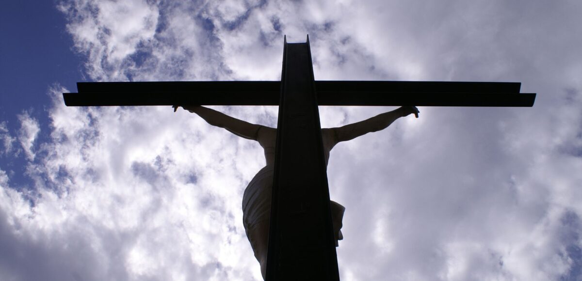 la sofferenza di Cristo sulla croce