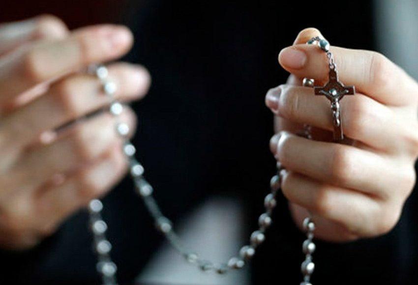 Recitando il rosario ogni giorno, la nostra vita cambierà